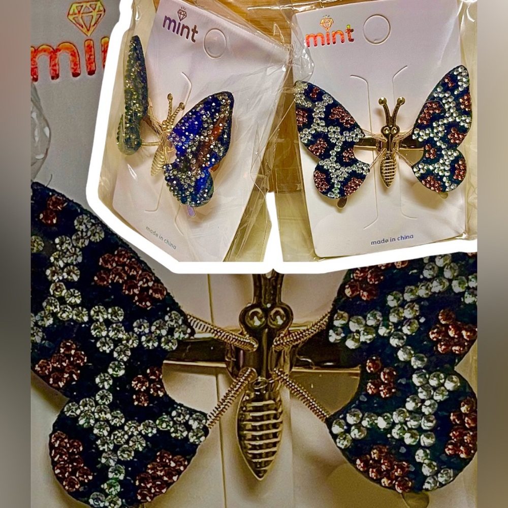 Set 2 Hair Clips NIP Crystal Butterflies -their Wings Flutter